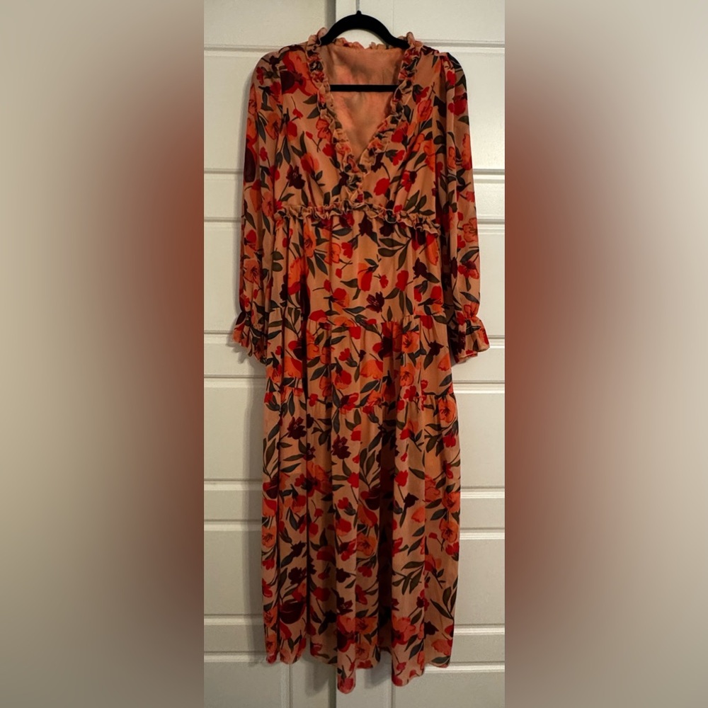 Floral V-neck Floral Long Sleeve Dress - Picture 5 of 9